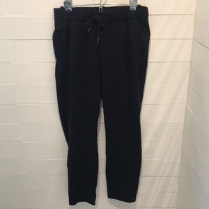 CRZ YOGA Black joggers 7/8 size L. New!